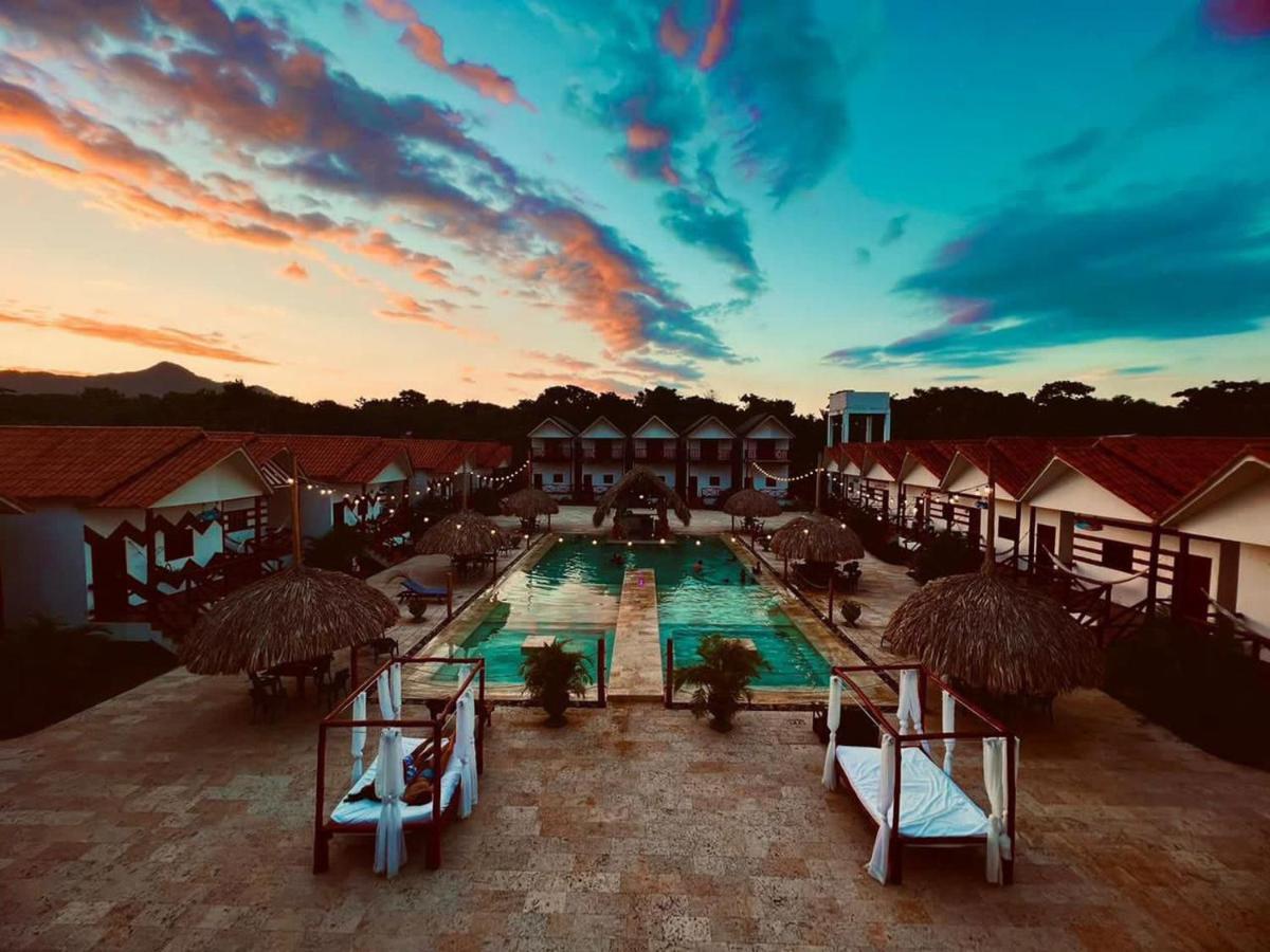 Hotel Palmares Palomino Bagian luar foto